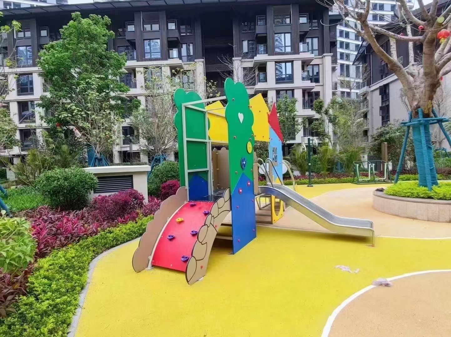 戶外組合滑梯有哪些類(lèi)型呢？